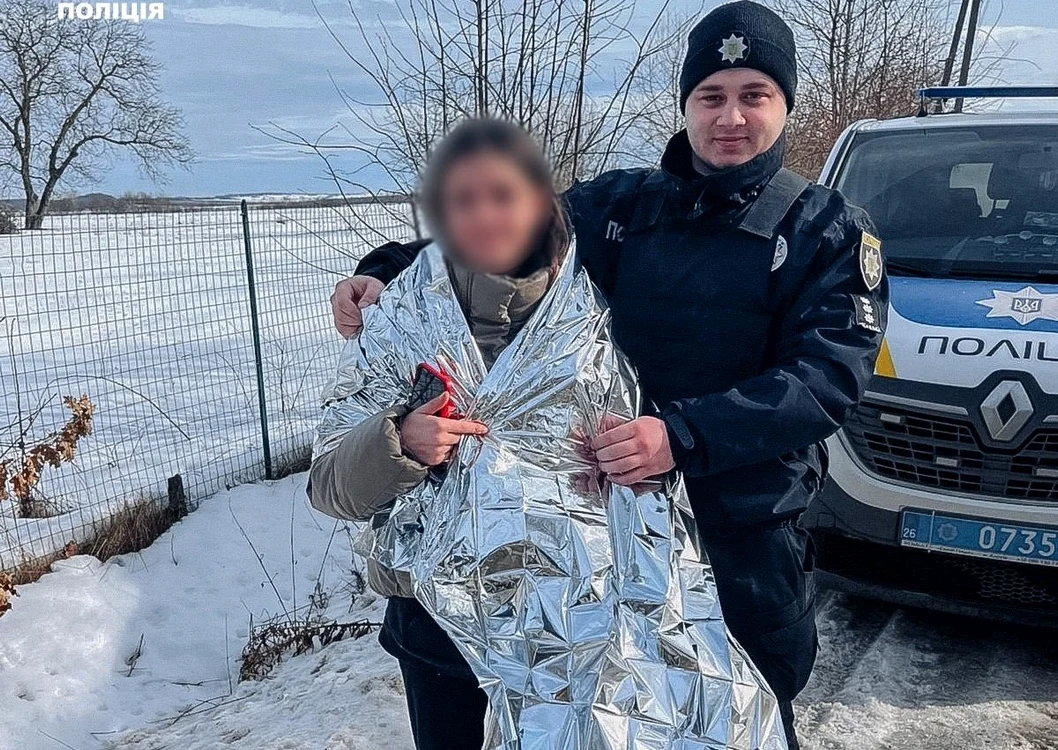 Poliţia a reuşit să o găsească pe fetiţa răpită, după 40 de ore. FOTO: Poliţia ucraineană