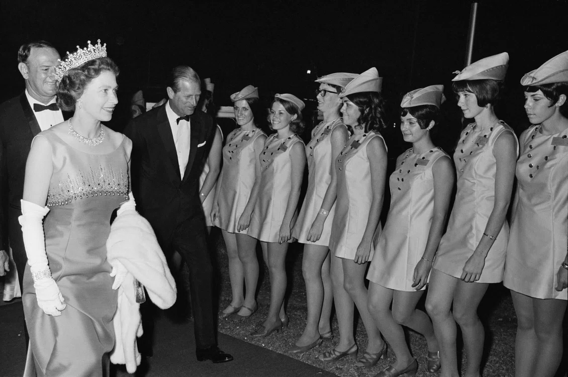 Regina Elisabeta și Prințul Philip în tinerețe, Getty (2) jpg