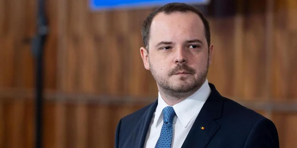 Alexandru Rogobete, ministrul Sanatatii Facebook jpg