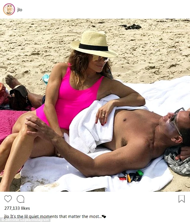 j lo jpeg