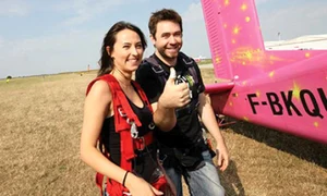 Andrei Găluţ  şi iubita lui,  Mădălina Strugaru jpeg