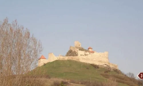Cetatea Rupea, bijuteria născută dintr o ruină jpeg