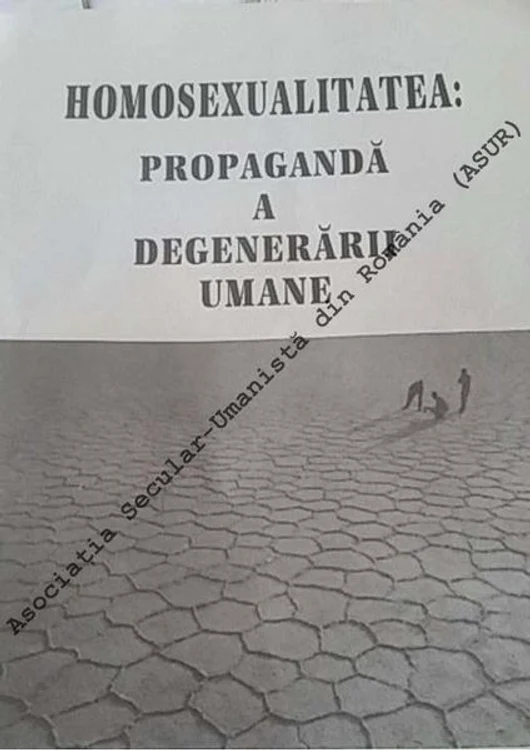 Broşura a fost distribuită elevilor luni, 20 aprilie