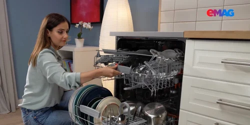 Mașină de spălat vase independentă Sursă eMAG jpg