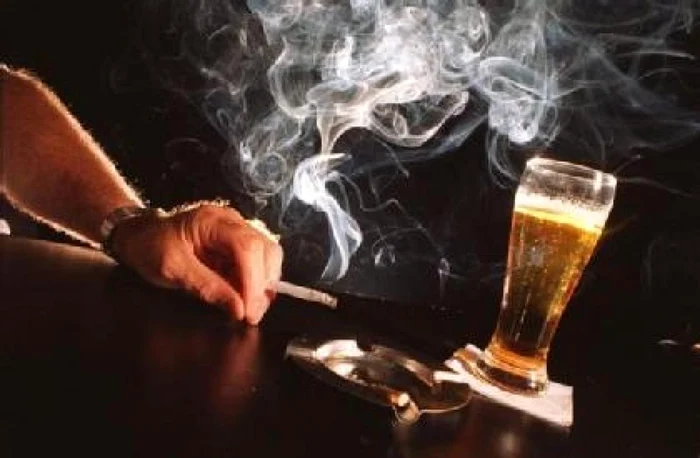 Bugetul european, susținut de taxe pe țigări, alcool și combustibil. Ce se poate întâmpla dacă oamenii renunță la vicii
