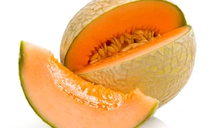 pepene galben shutterstock 59542639 jpeg