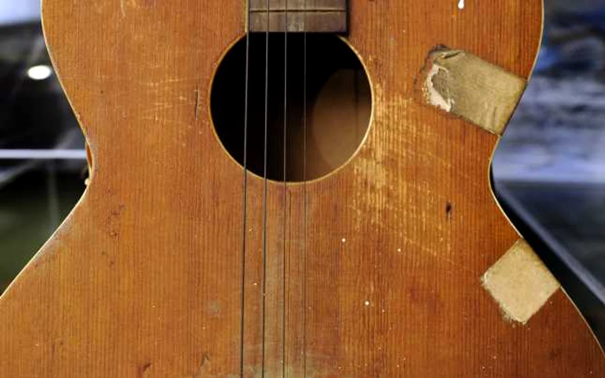 Chitara, instrumentul de suflet al lui Jimi Hendrix