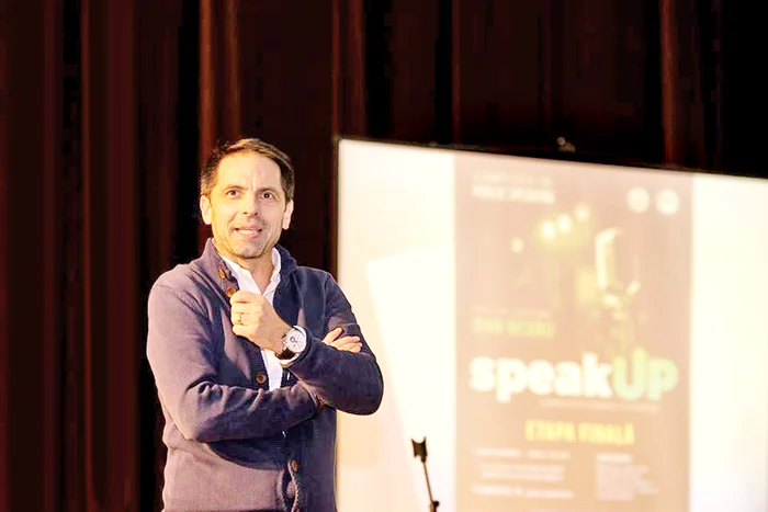 Dan Negru preferă să laude gratuit doar locurile care îi plac