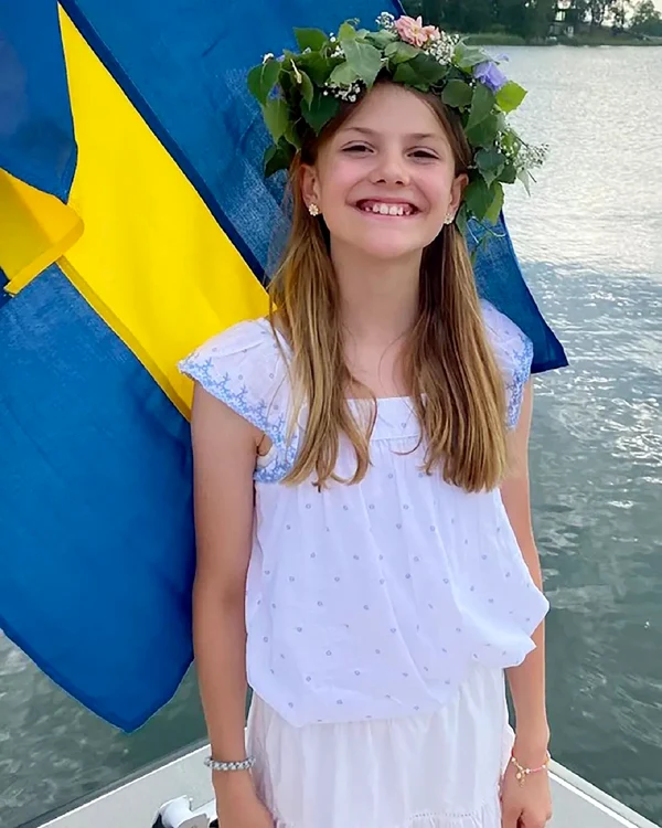 Printesa Estelle a Suediei   Instagram jpg