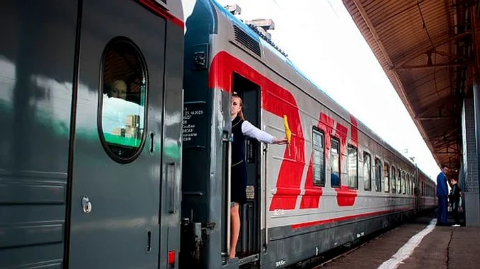 Tren al companiei de căi ferate din Rusia. Foto: Nexta TV via Twitter