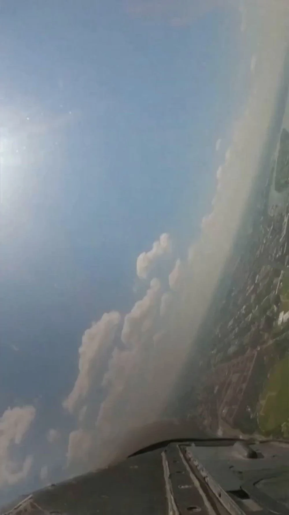 Cum s-a văzut parada aeriană de Ziua Independenței SUA din cabina unui F-22. Imagini spectaculoase