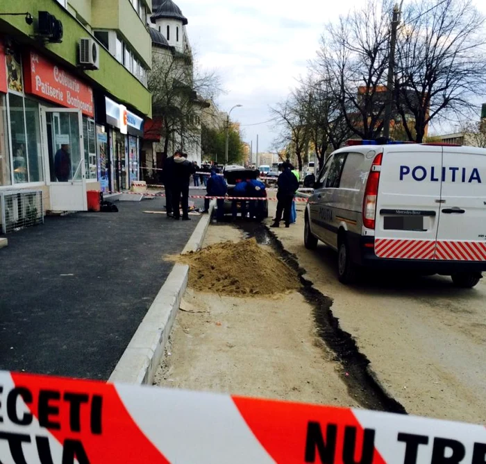 
    Cadavrul din portbagaj era învelit în plasticFotografie trimisă de cititorii Click!  