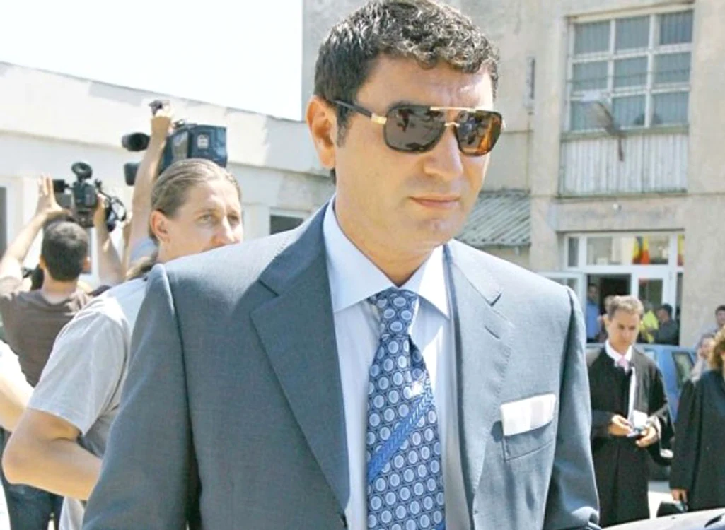 
    Cristi Borcea vorbea la telefon ori de câte ori avea nevoie   
