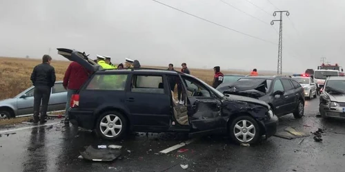 accident în lant pe dn1 foto diana frincu