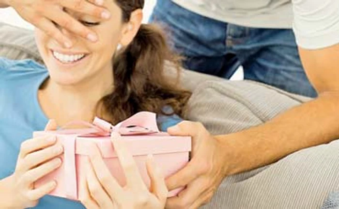 
    Nu doar gusturile  primitorului  contează. Sunt mai multe aspecte de luat în calcul  