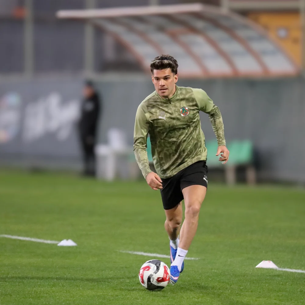 Turcii i-au anulat un gol lui Ianis Hagi. Alanyaspor s-a împotmolit pe teren propriu în Cupa Turciei