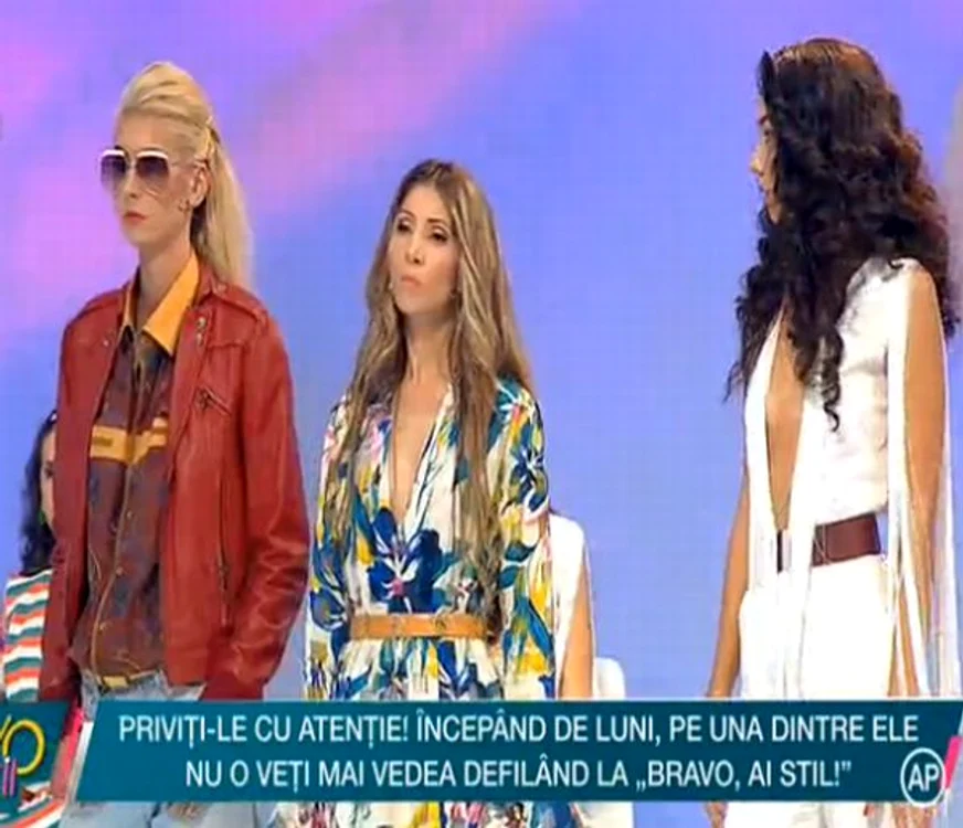
    Cristina, Silvia şi Larisa au avut emoţii mari la gala eliminatoriefoto: captură video  