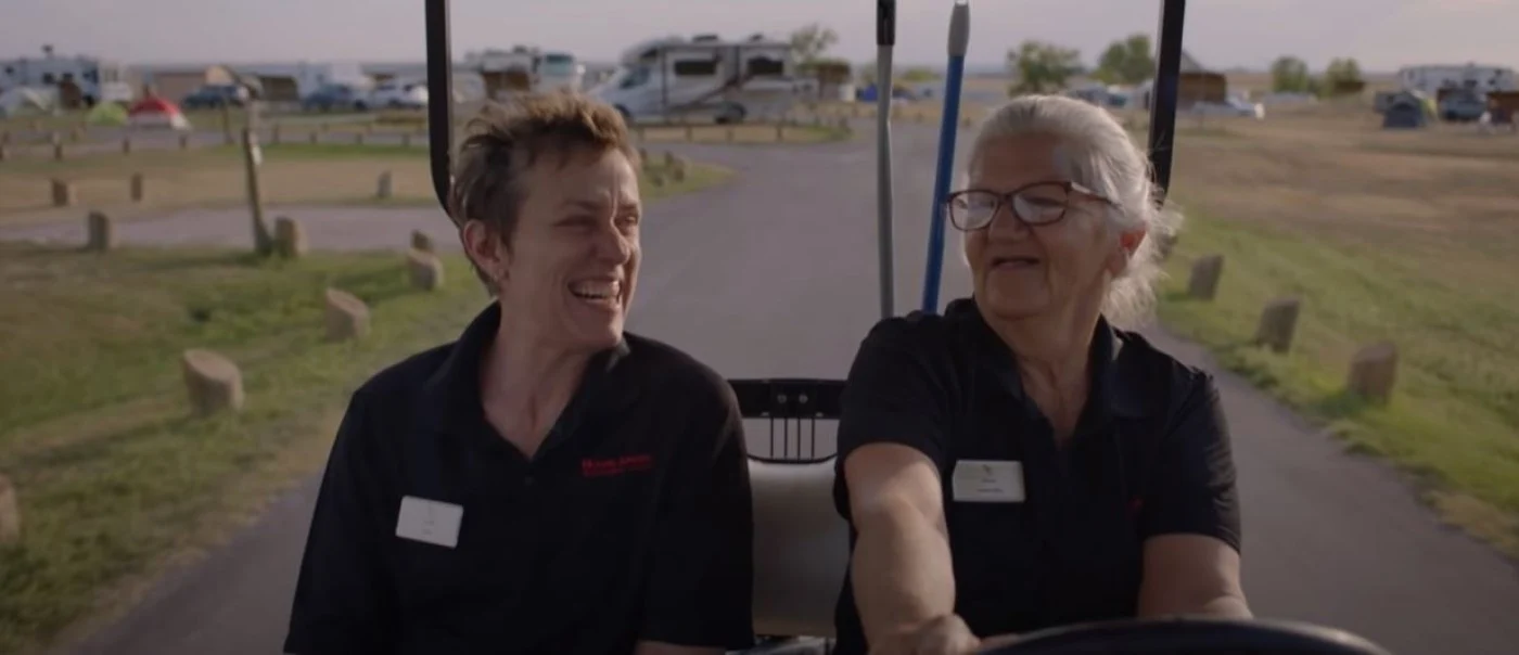 Frances McDormand în Nomadland