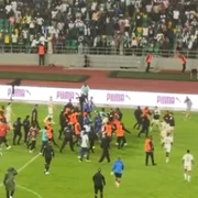 Bătaie Sudan Reghecampf Tiktok png