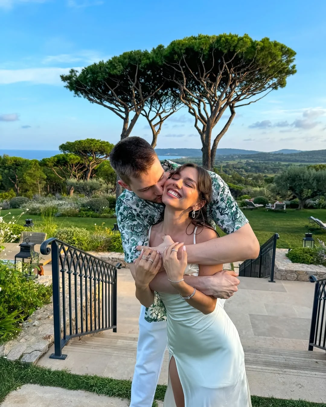 Mira și Levi Elekes