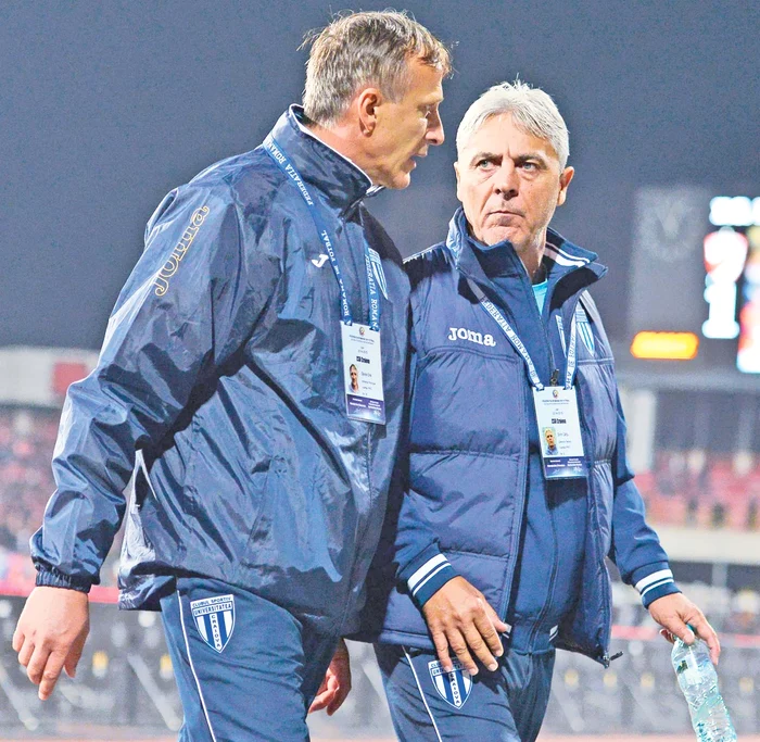 Emil Săndoi, antrenorul Craiovei, dezvăluie care e secretul colaborării perfecte cu Sorin Cârţu, "partenerul" lui de pe banca tehnicăFoto: Mediafax