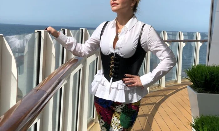 loredana croaziera symphony of the seas 3 jpeg