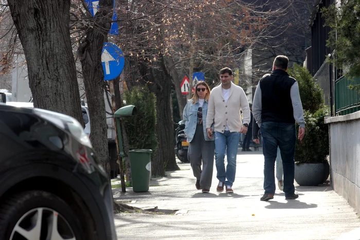 Simona şi Toni se simt foarte bine împreună 