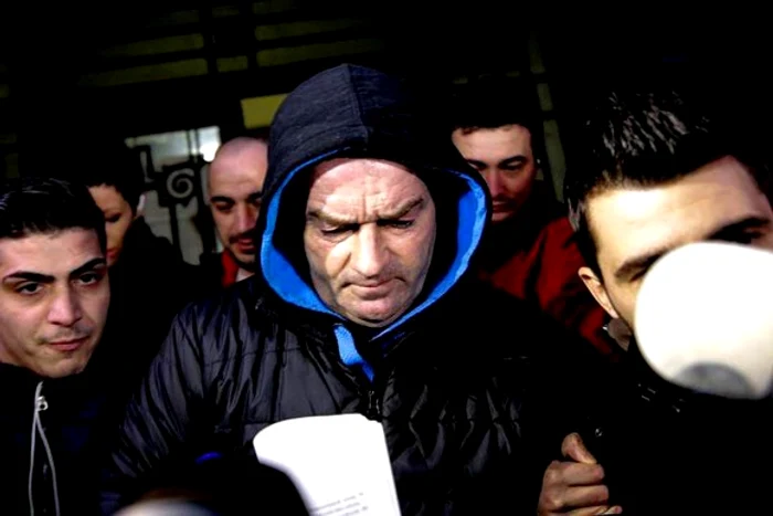 Fostul polițist Eigen Stan este acuzat de atacarea și molestarea a 18 copii și adulți