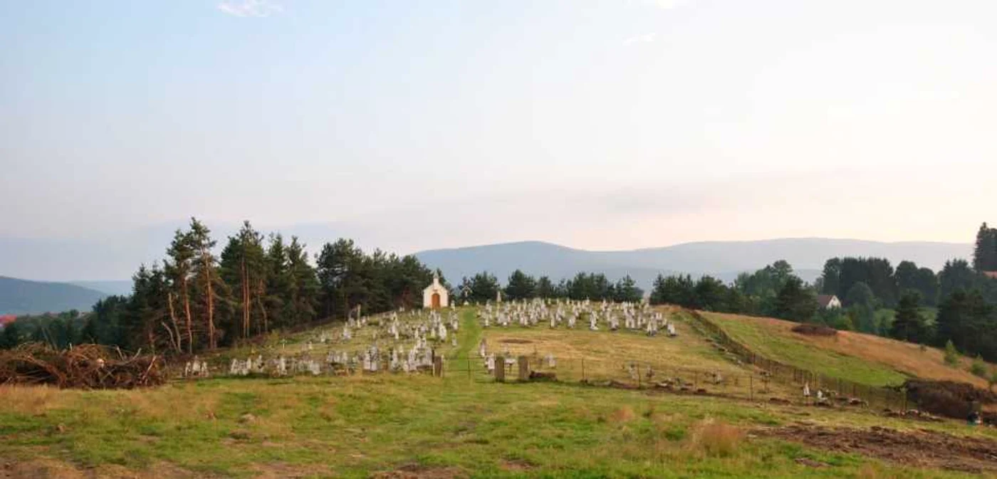 Cimitirul din Brebu Nou. Acum şi înainte