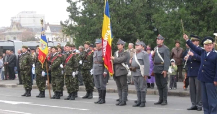 Oradea: Ziua Armatei sărbătorită la Oradea (GALERIE FOTO)