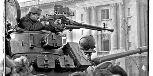 Revoluţia din Decembrie 1989 Bucureşti - imagini de arhivă Sursa Facebook Lazăr Dinu
