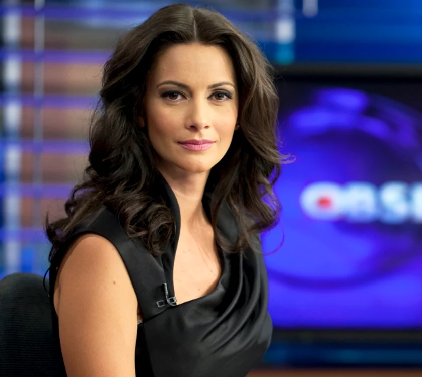 Andreea Berecleanu prezintă principalul program de știri de la Antena 1foto: Antena 1