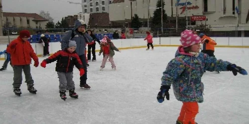 Distracţia copiilor e monitorizată de camerele web