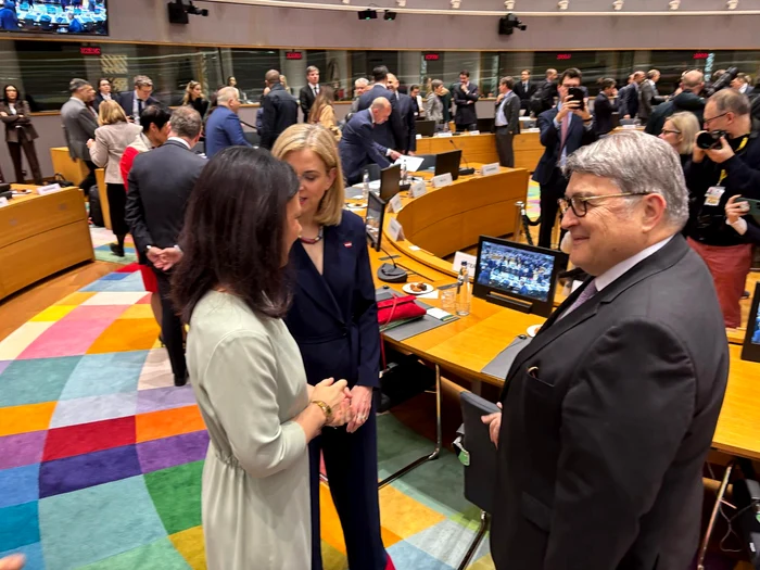 Emil Hurezeanu a participat la reuniunea CAE de la Bruxelles. FOTO: Facebook