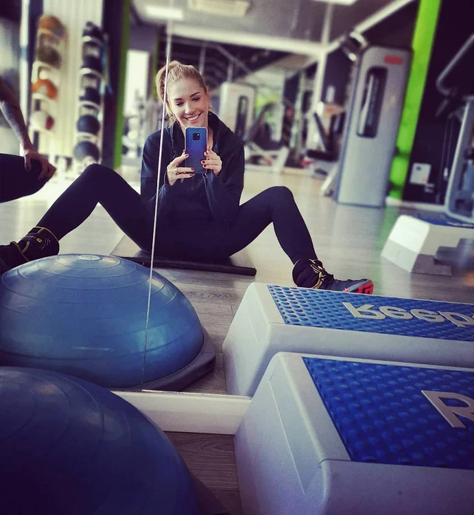 Ileana Badiu are 44 de ani şi "mănâncă" sport pe pâine