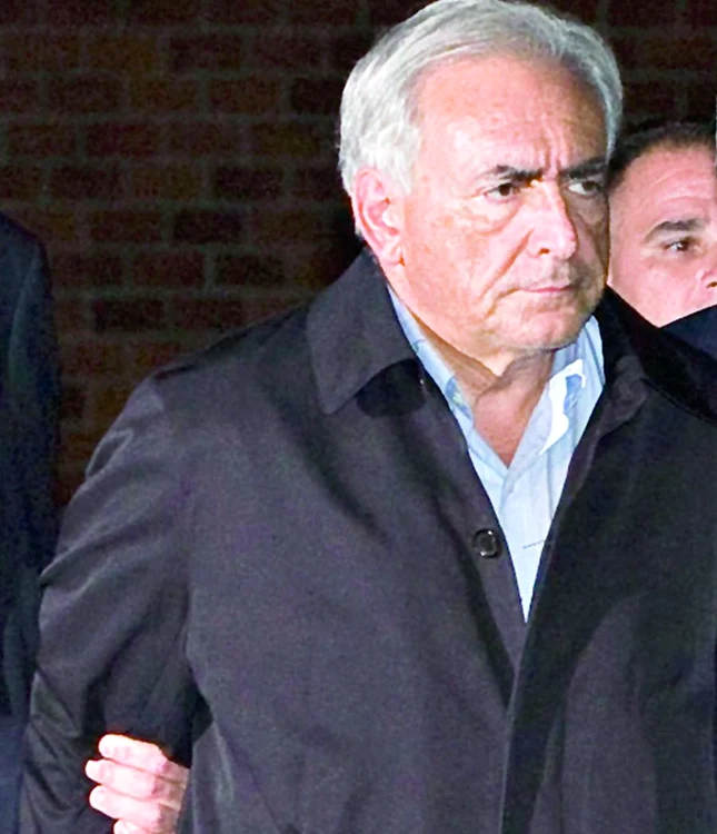 Dominique Strauss-Kahn are 62 de ani şi a fost implicat într-un scandal sexual anul trecut după ce menajera Nafissatou Diallo l-a acuzat că a abuzat-o sexual în New York.