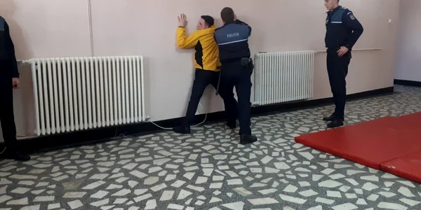 politistii salajeni iau lectii de autoaparare foto andreea vilcovschi
