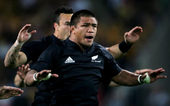 
    Keven Mealamu  