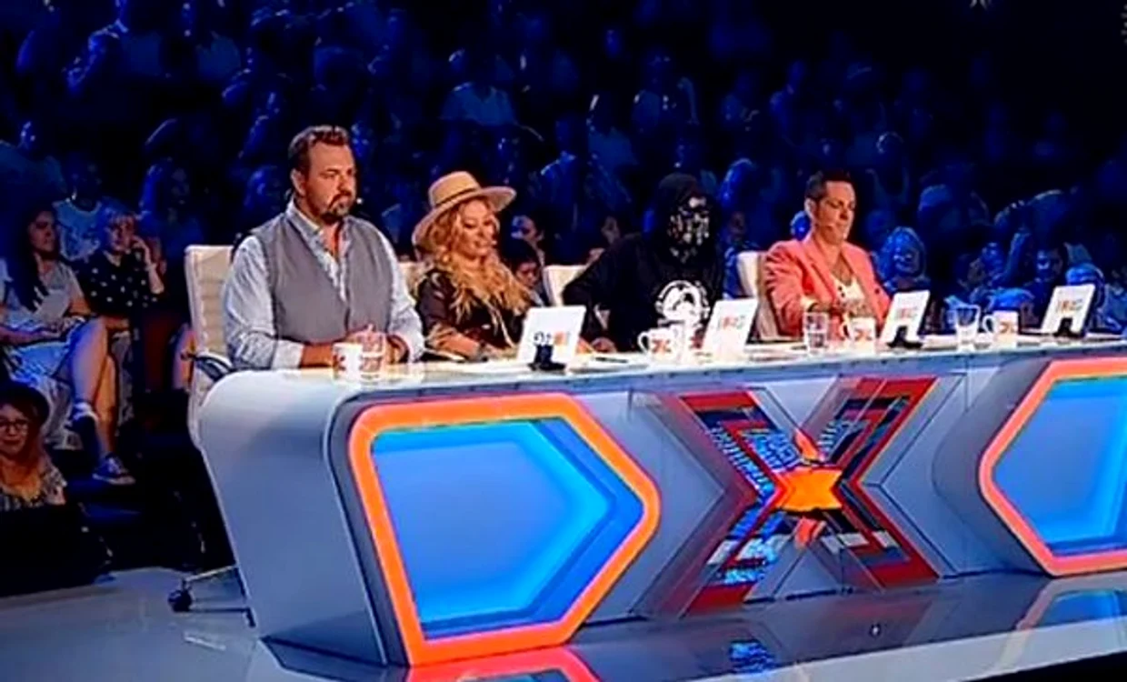 
    Jurații X Factor au fost uimiți de prestația vechiului concurentFoto: captură Antena 1  