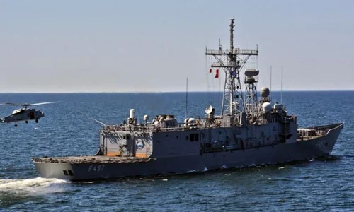 O navă militară turcă a deschis focul în apele teritoriale ale Greciei jpeg