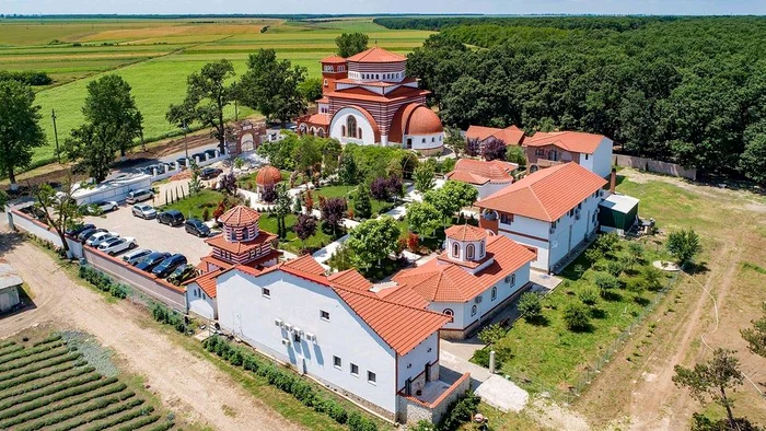 Mânăstirea Pantocrator din Drăgănești-Vlașca. Foto: facebook Mânăstirea Pantocrator