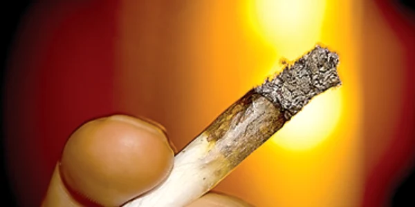 Cum aflaţi dacă copilul vostru a fumat marijuana