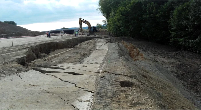 Ministrul Transporturilor, Răzvan Cuc, a fost nemulțumit de ce a găsit pe lotul 3 al autostrăzii Lugoj-Deva