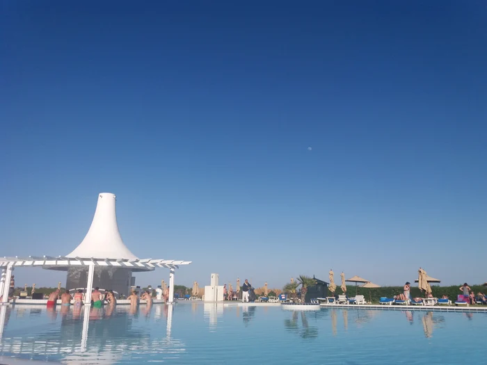 Piscina Hotelului Iberostar, de 4 stele, din Hammamet