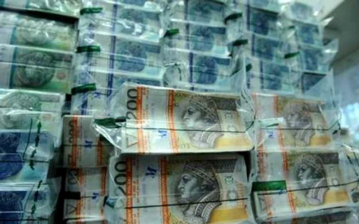 Soluţii pentru infrastructura financiar-bancară din România