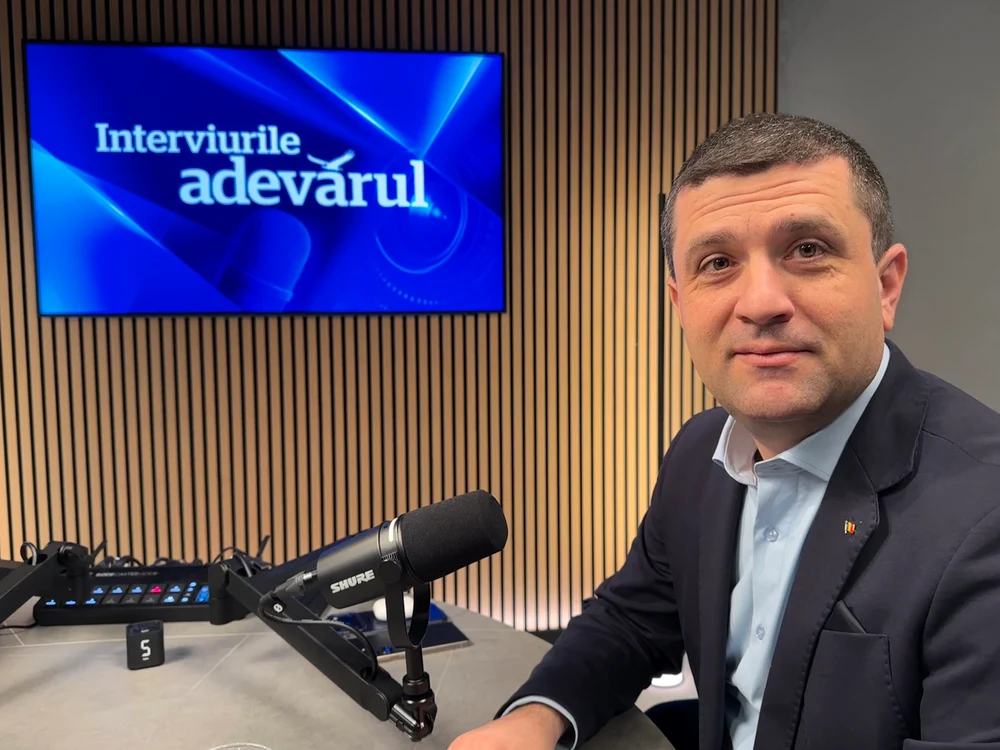 Radu Miruță, ministrul interimar al Apărării și Transporturilor, invitat la Interviurile Adevărul. 