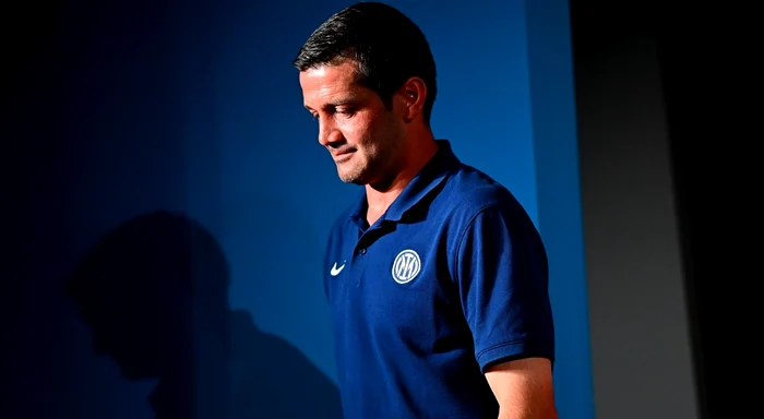 Cristi Chivu trebuie să le închidă gurile contestatarilor. Foto Facebook Inter Milano