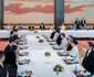 Prințesa Kako, Prințesa Kiko și Prințul Akishino cu Împăratul Naruhito, Împărăteasa Masako și Prințesa Aiko la ziua lui Naruhito și a Japoniei. FOTO: Kunaicho, Agenția Imperială