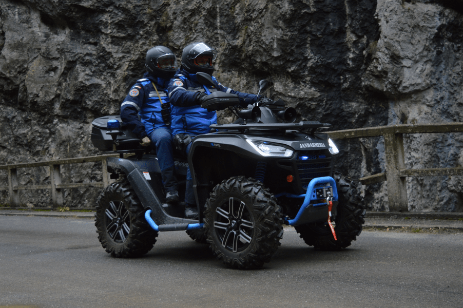 Jandarmii montani din județul Gorj au fost dotați cu ATV-uri