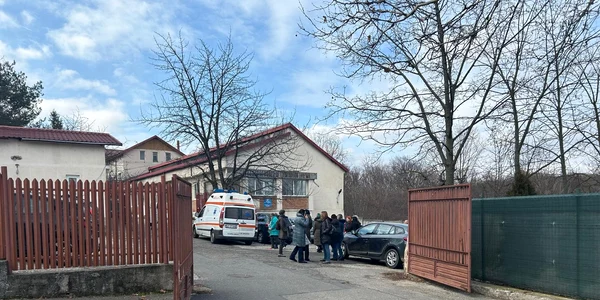Incendiu la un centru pentru copii cu dizabilități Foto Prefectura Argeș jpg